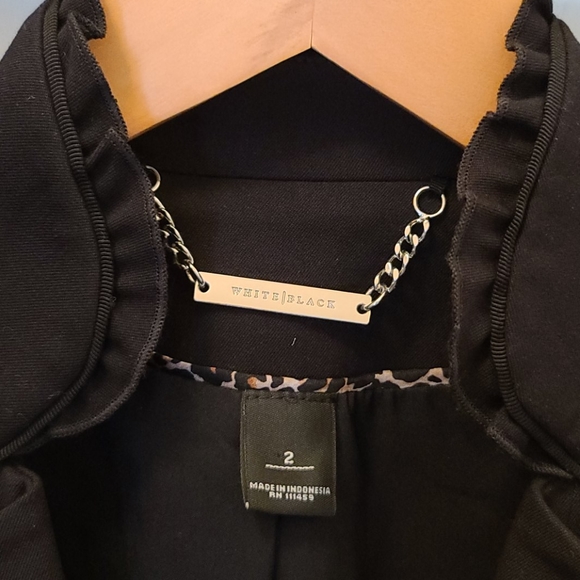 White House Black Market blazer - Picture 2 of 8